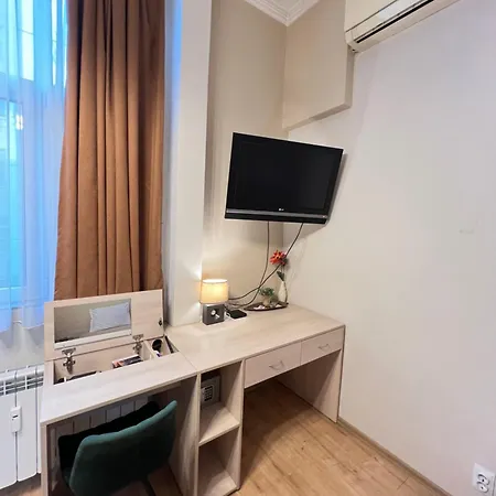 Budapest Cozy W Working Space And Wifi Appartamento