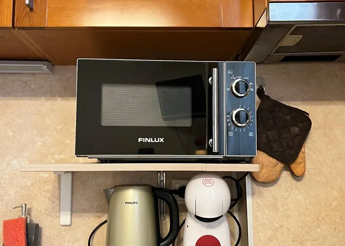 Budapest Cozy W Working Space And Wifi דירה סופיה