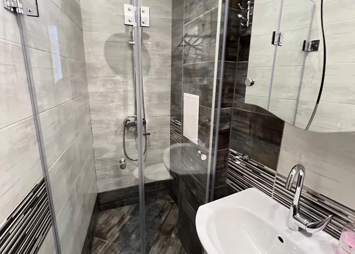 Budapest Cozy W Working Space And Wifi Apartment